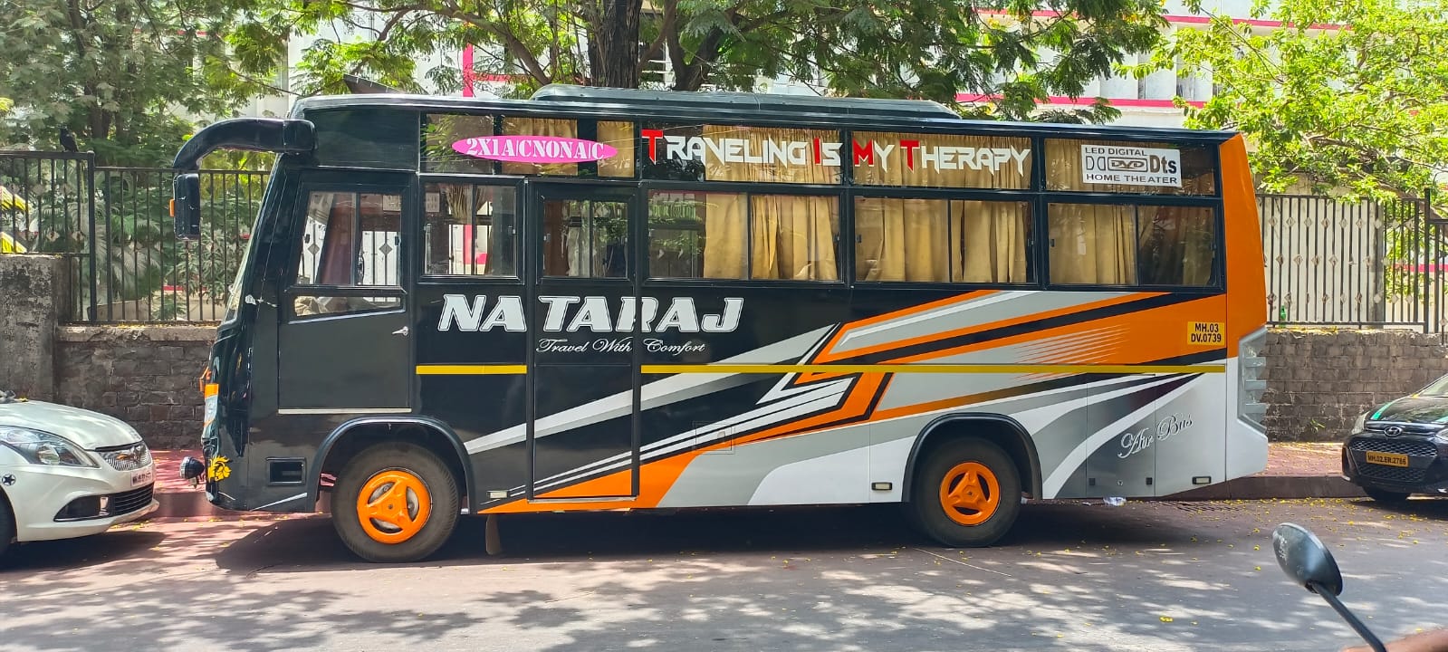 Bus on hire in Mumbai