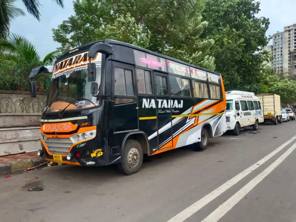 Bus on hire in Mumbai